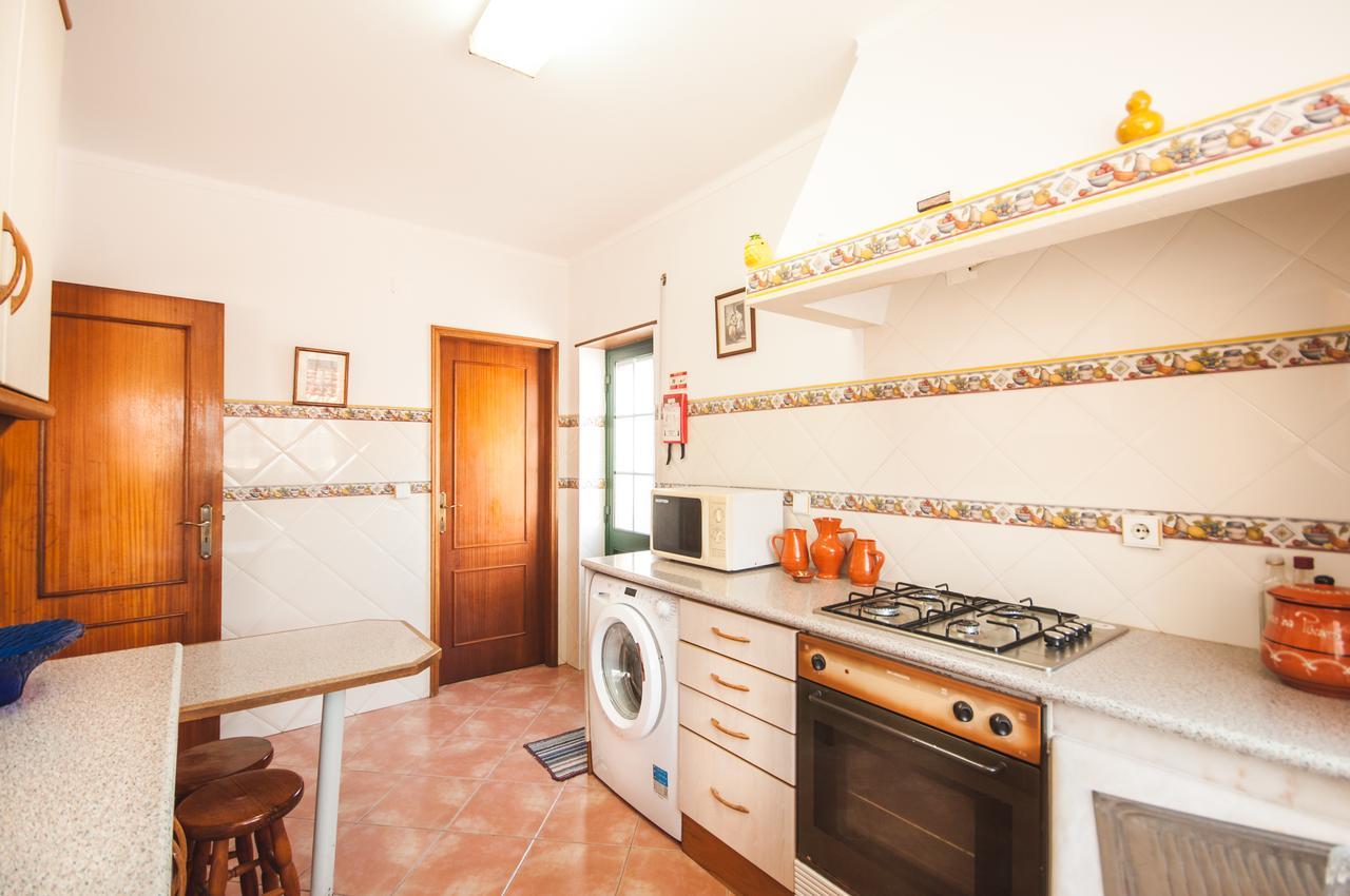 Rivers Nation Surf Camp Bed & Breakfast Atouguia Da Baleia Eksteriør bilde