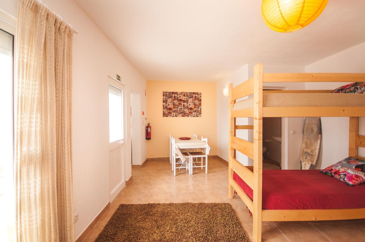 Rivers Nation Surf Camp Bed & Breakfast Atouguia Da Baleia Eksteriør bilde