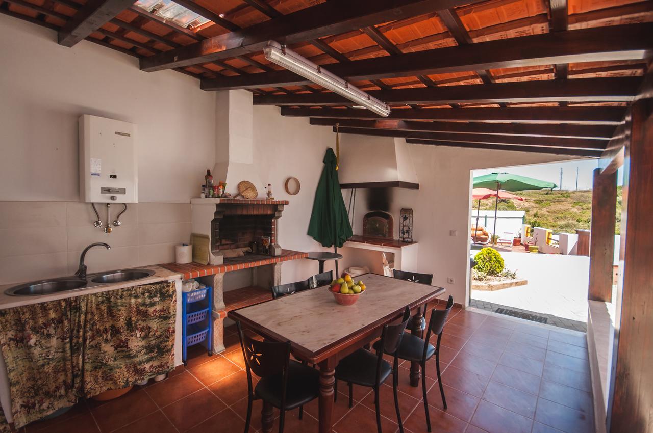Rivers Nation Surf Camp Bed & Breakfast Atouguia Da Baleia Eksteriør bilde